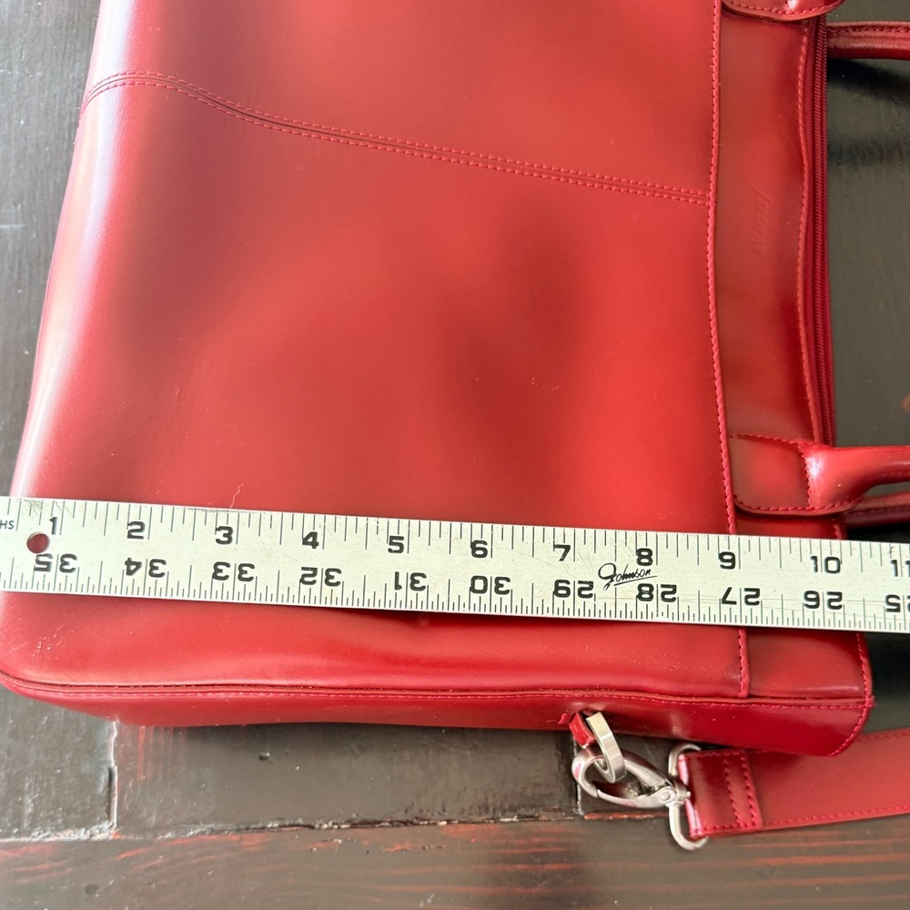 Filofax EUC Wine colored Leather
Laptop Bag & Tote or Crossbody
Never used - Picture 11 of 15
